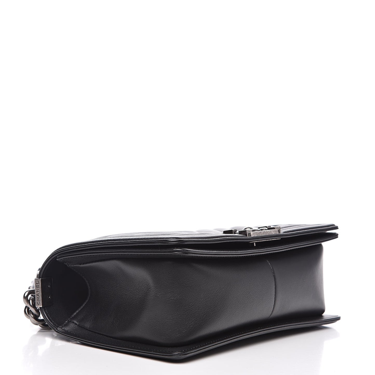Calfskin Chevron Quilted Medium Boy Flap Black