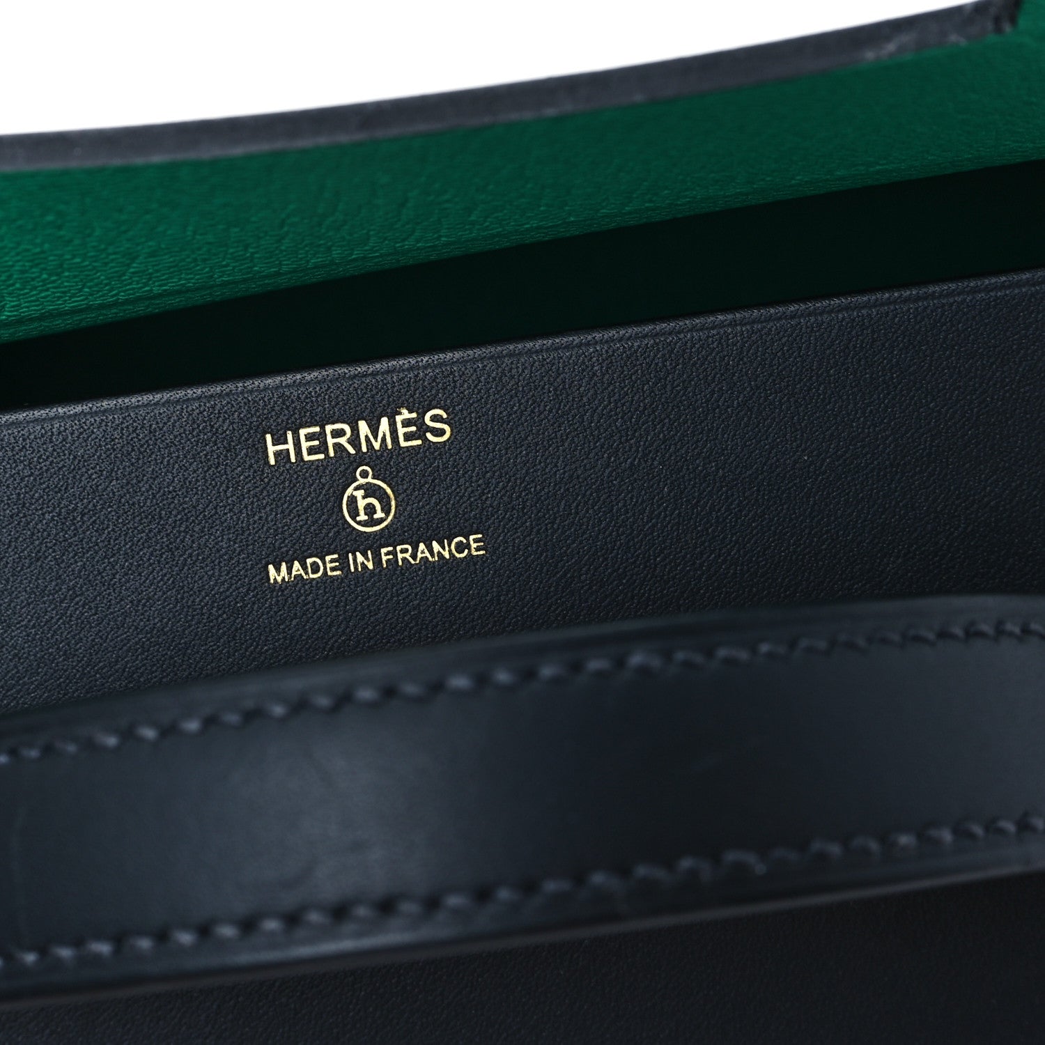 Hermes Vache Hunter Shiny Crocodile Petit H Box Bag Caban Black Menthe 6 of 10