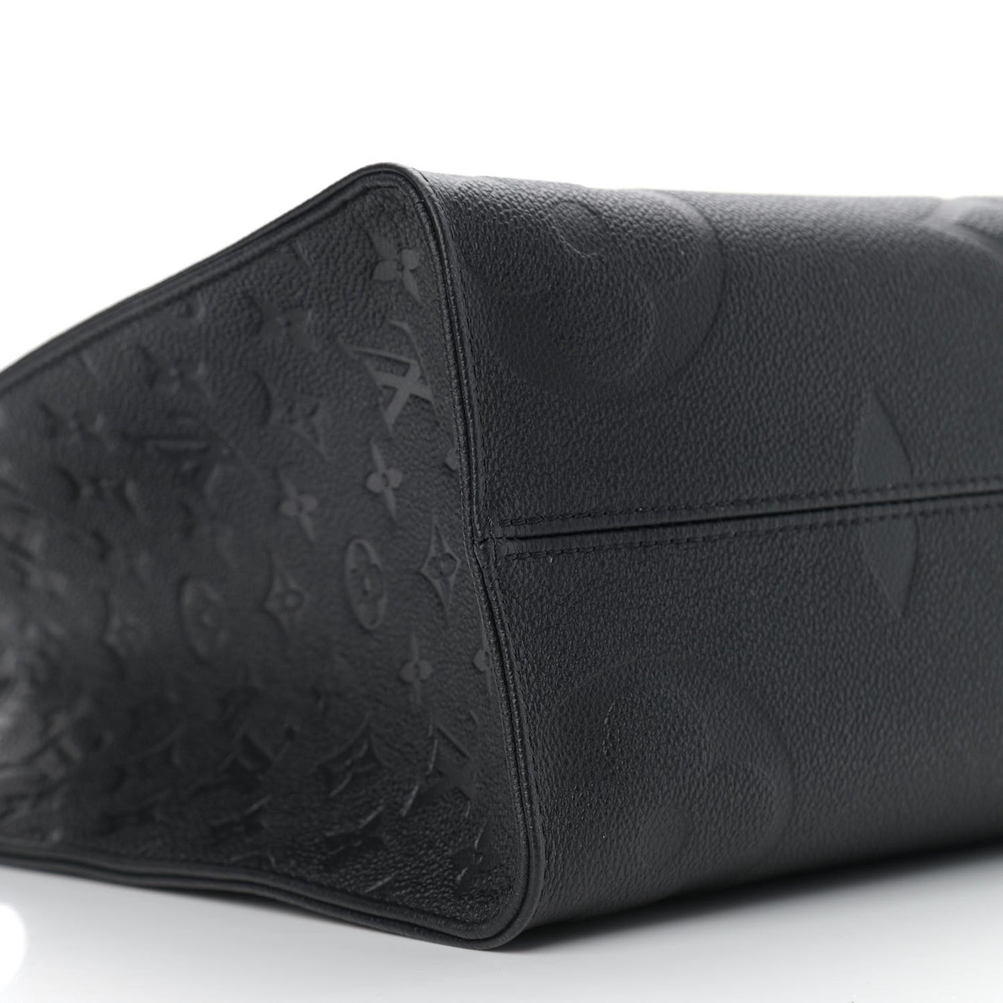 Empreinte Monogram Giant Onthego MM Black
