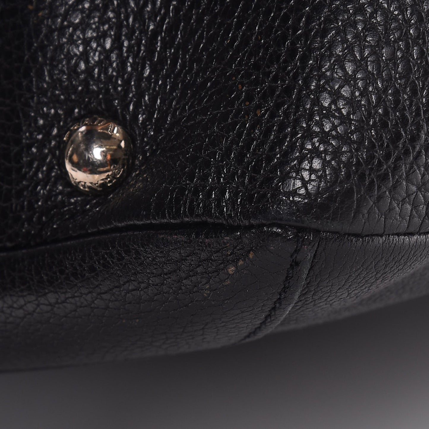 Vitello Daino Shoulder Bag Black