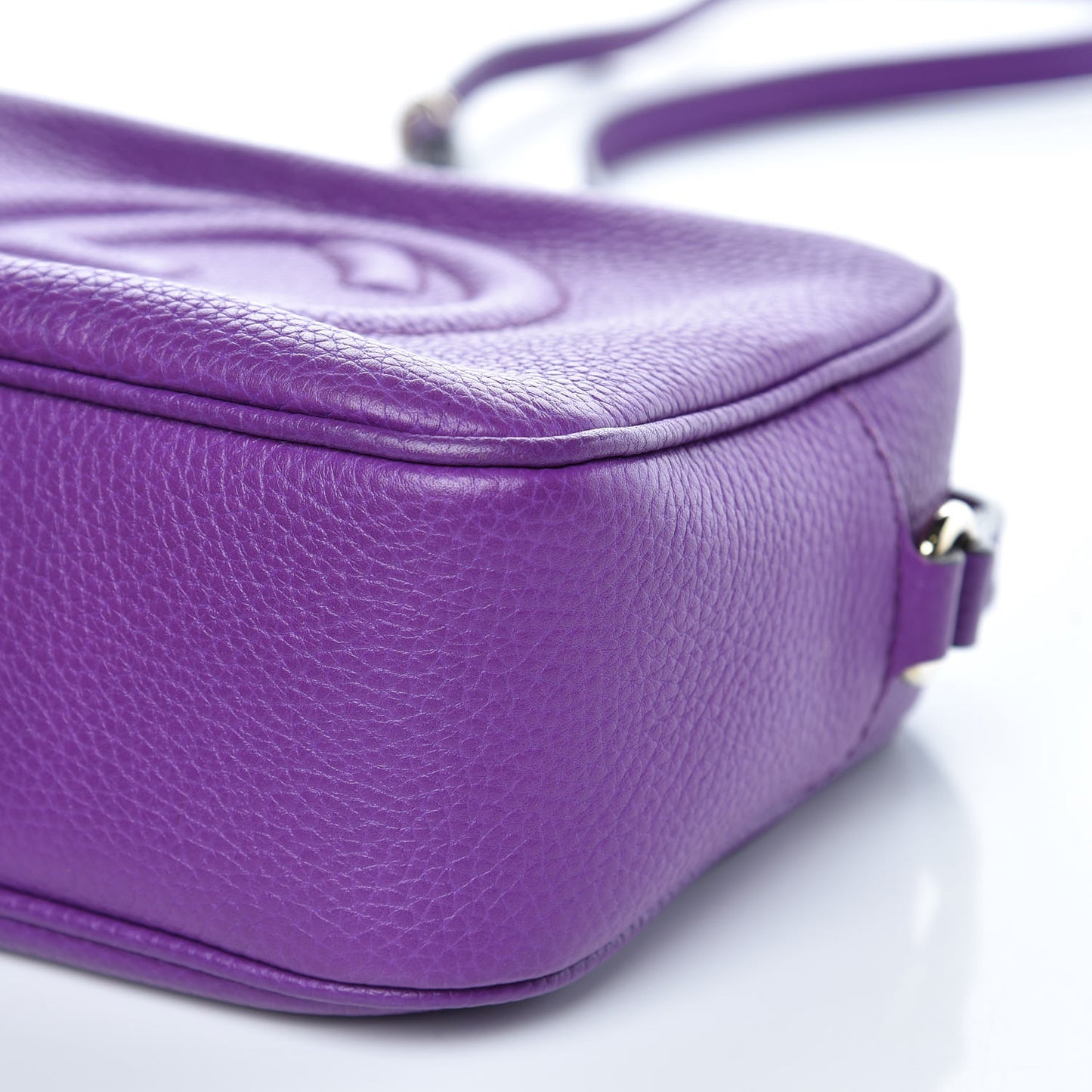 Pebbled Calfskin Small Soho Disco Bag Shine Purple