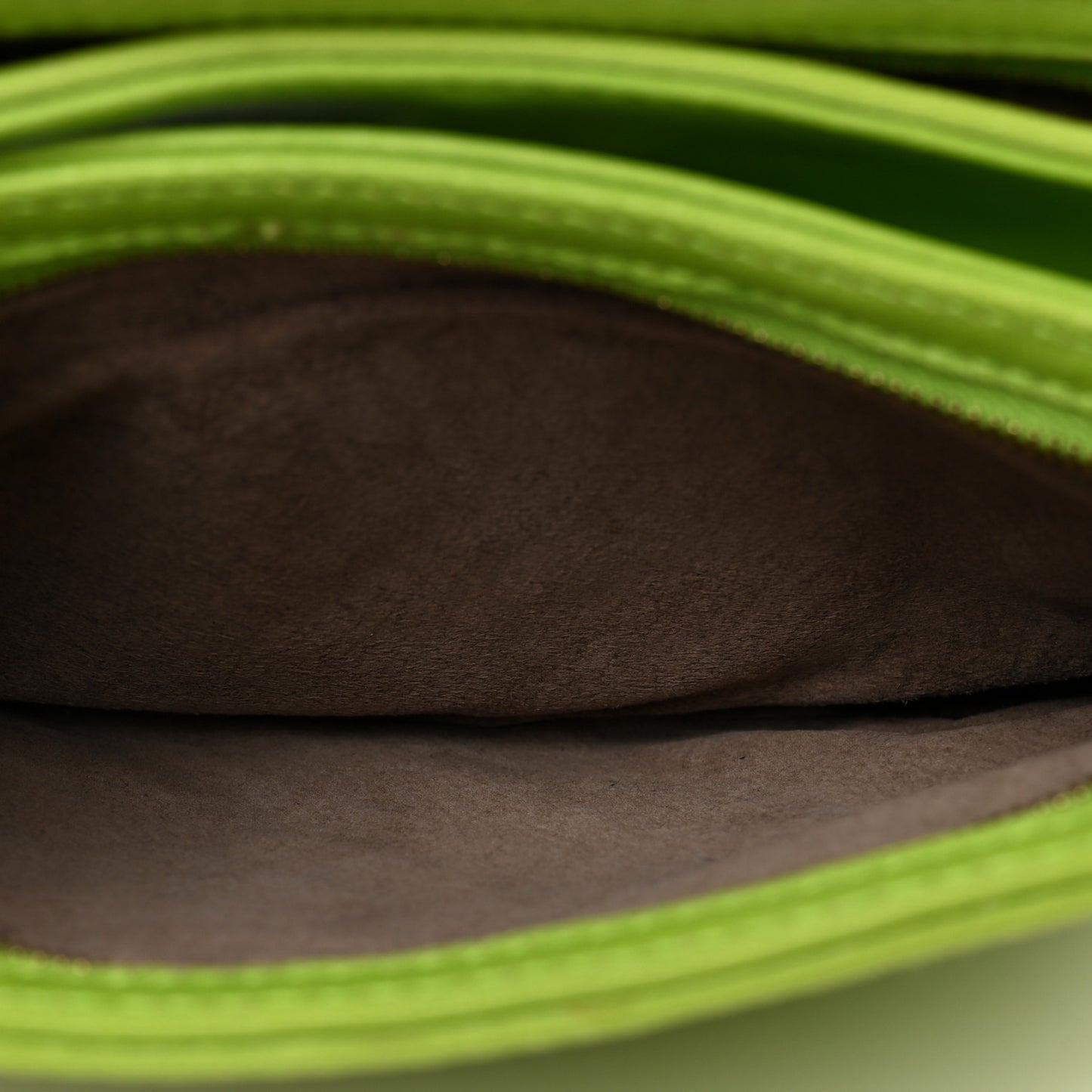 Nappa Intrecciato Convertible Clutch Kiwi