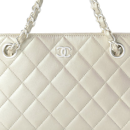 Chanel Iridescent Lambskin Quilted Pochette White 12 of 13