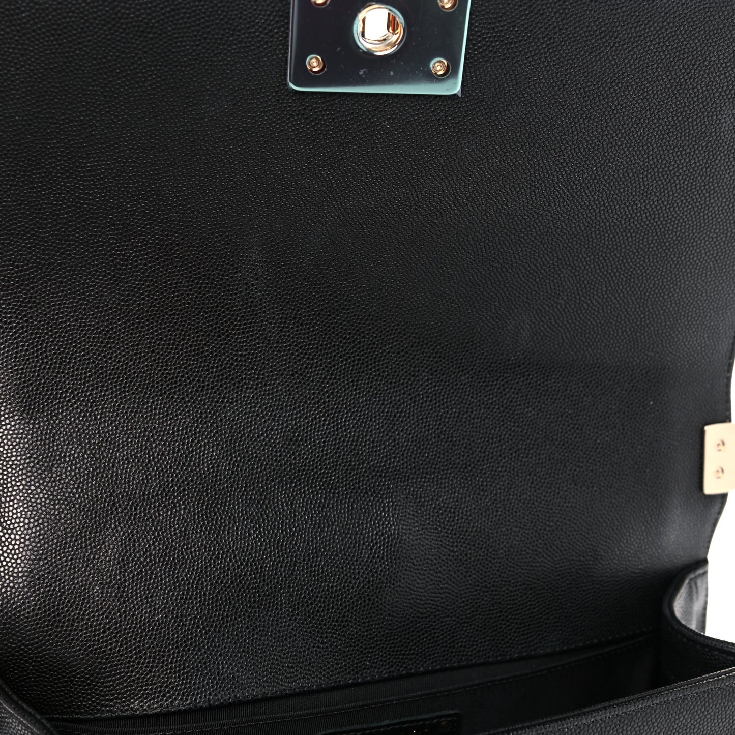 Caviar Quilted Medium Boy Flap Black