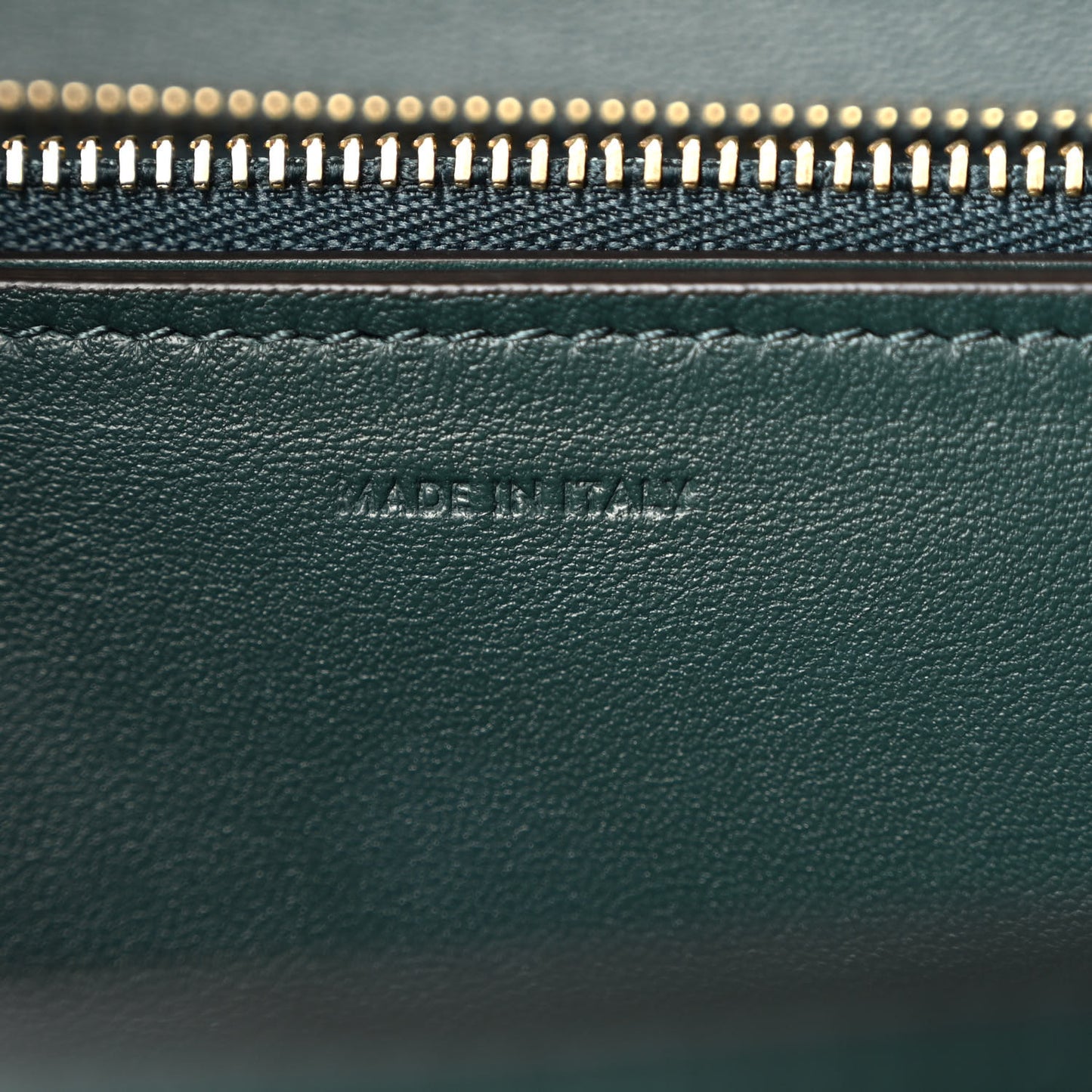 Box Calfskin Medium Classic Box Flap Bag Amazone