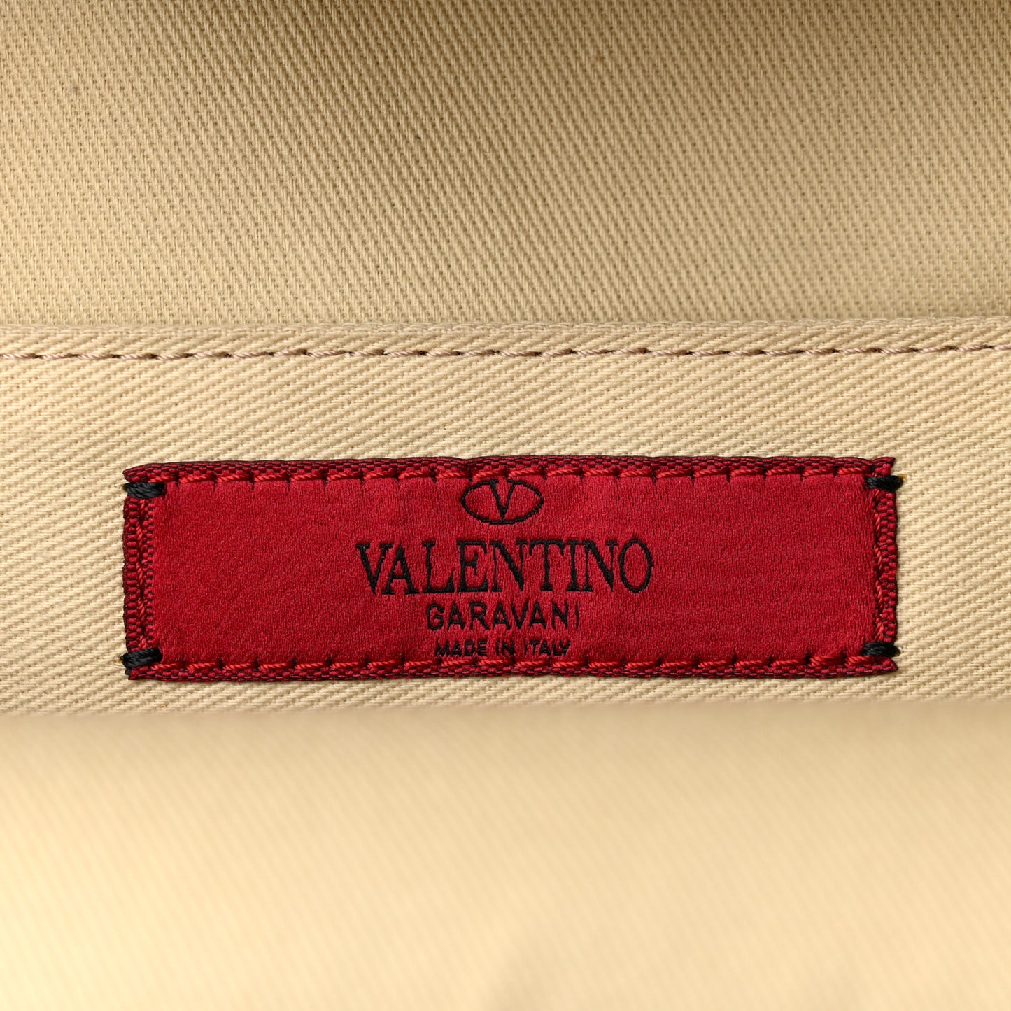 Vitello Medium Rockstud Backpack Sky Sorbet