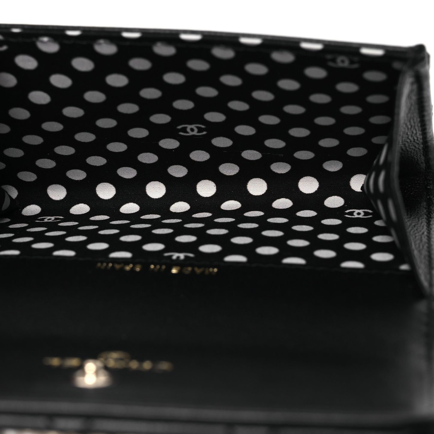 Lambskin Quilted Pearl CC Chanel Flap Card Holder Black