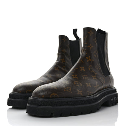 Louis Vuitton Monogram Black Ice Chelsea Boots 8 3 of 7
