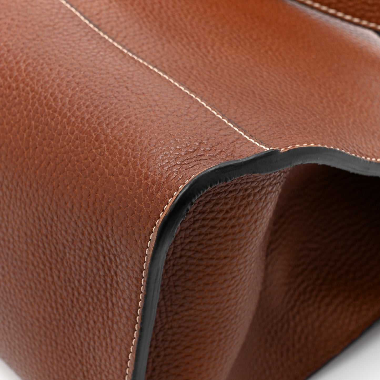 Classic Grain Calfskin Medium Chiltern Satchel Oak