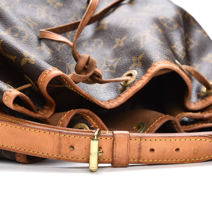 Louis Vuitton Monogram Noe 11 of 12