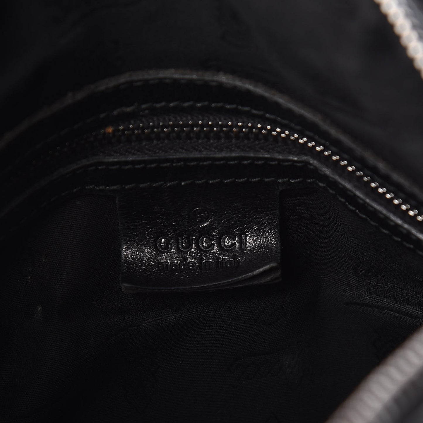 Imprime Monogram Medium Joy Stud Boston Black