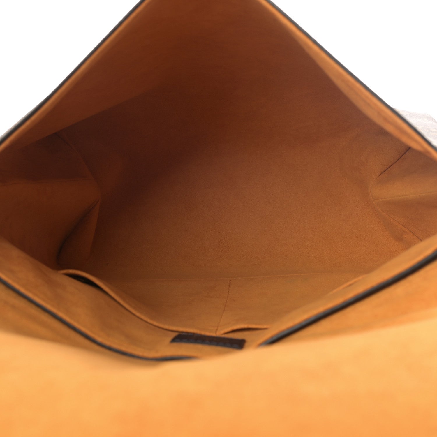 Louis Vuitton Monogram Beaubourg MM Safran Imperial 5 of 10