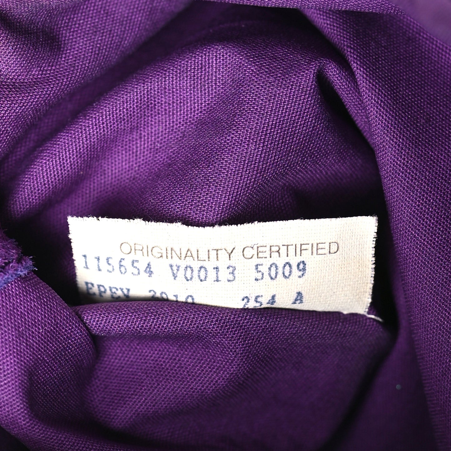 Nappa Intrecciato Large Veneta Hobo Aubergine