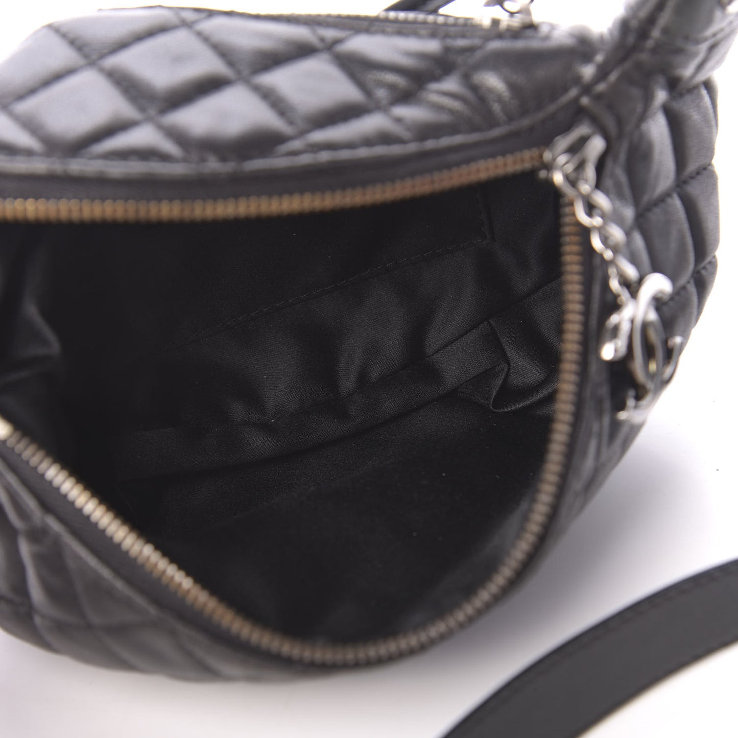 Lambskin Quilted Banane Waist Bag Fanny Pack Black