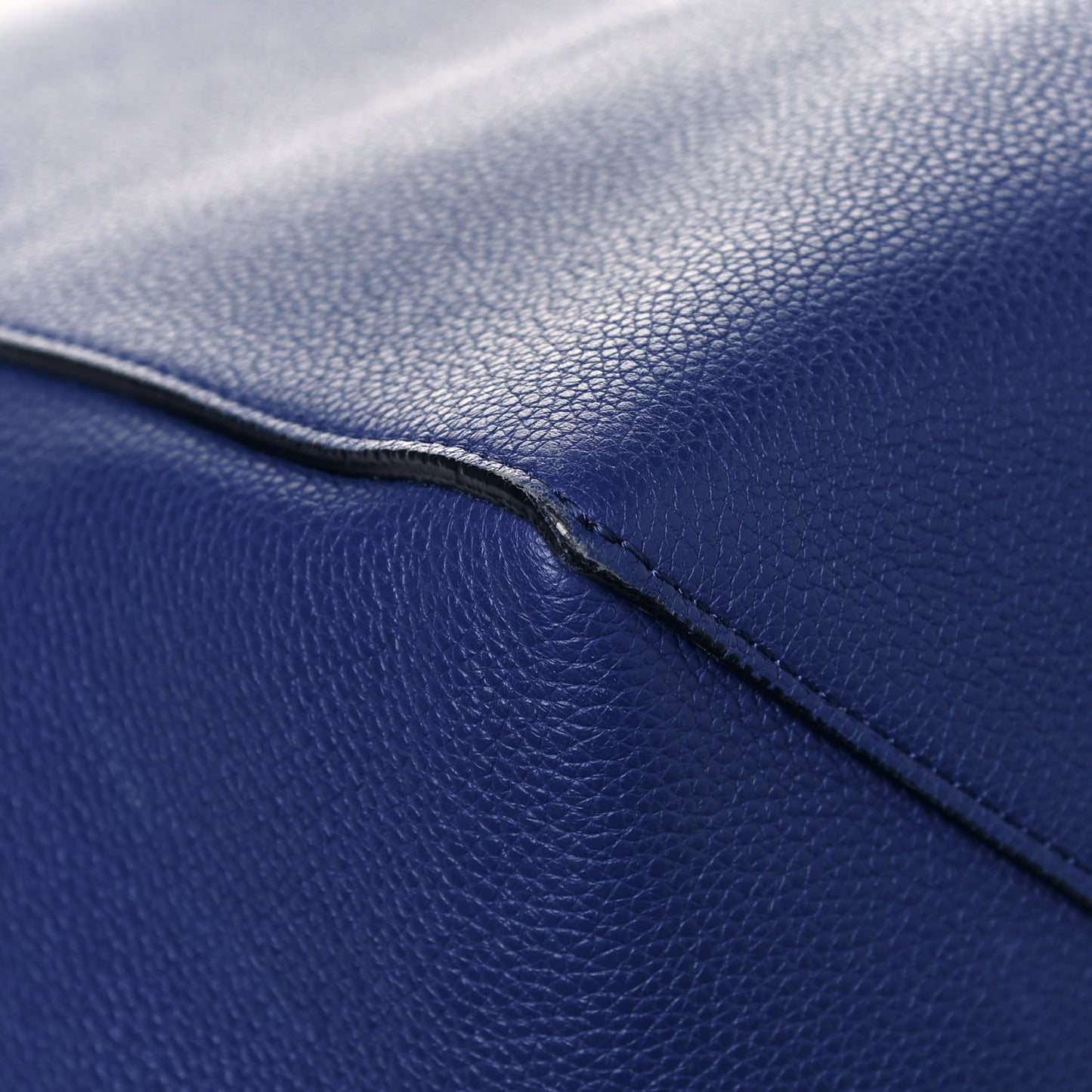 Soft Grained Calfskin Medium Belt Cabas Phantom Indigo