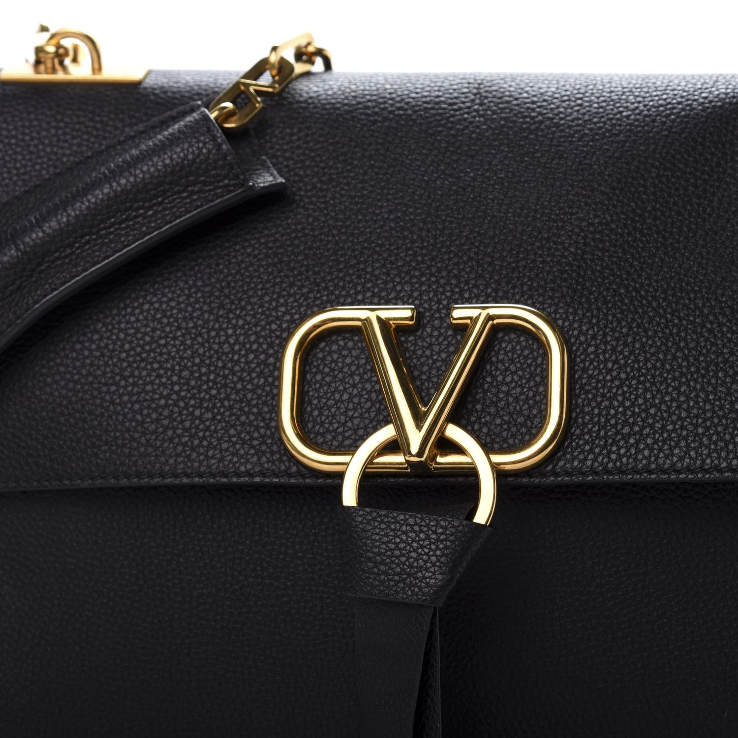 Valentino Garavani Pebbled Calfskin Large VRing Chain Shoulder Bag Black 11 of 11