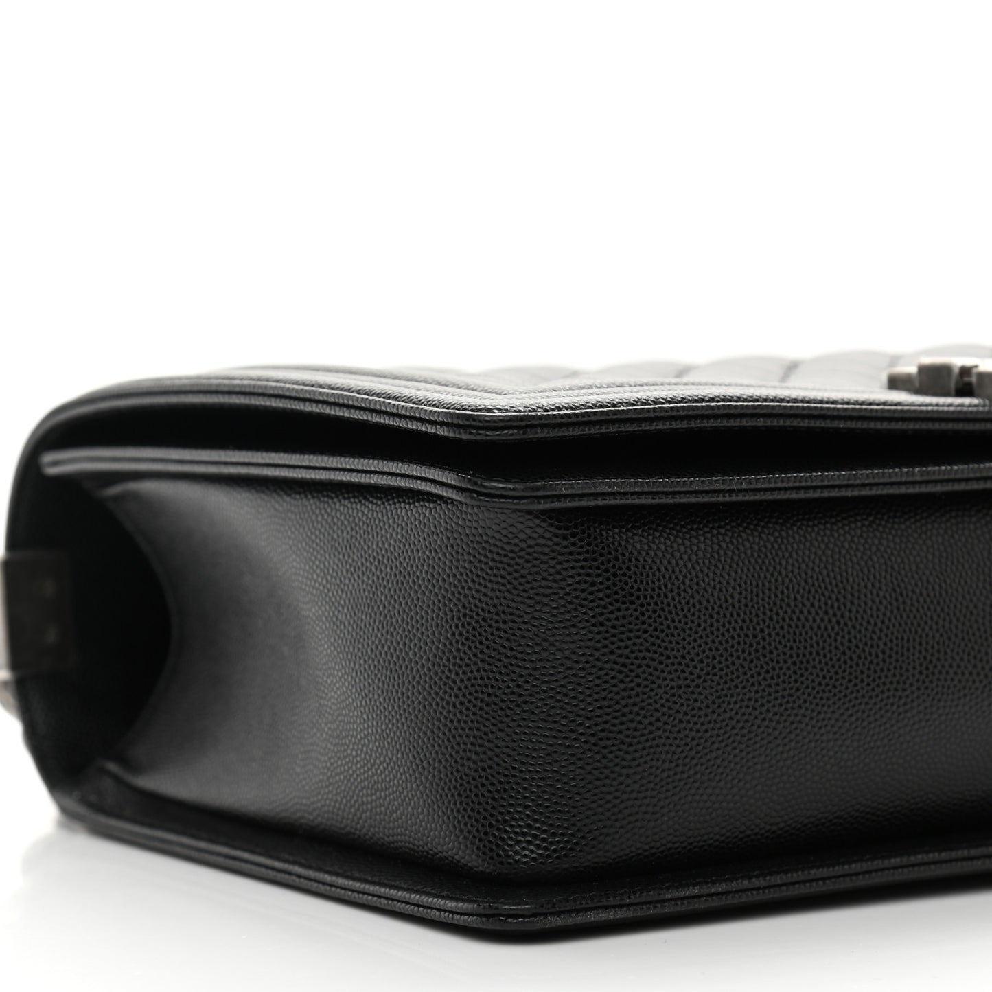 Caviar Quilted New Medium Boy Flap Black