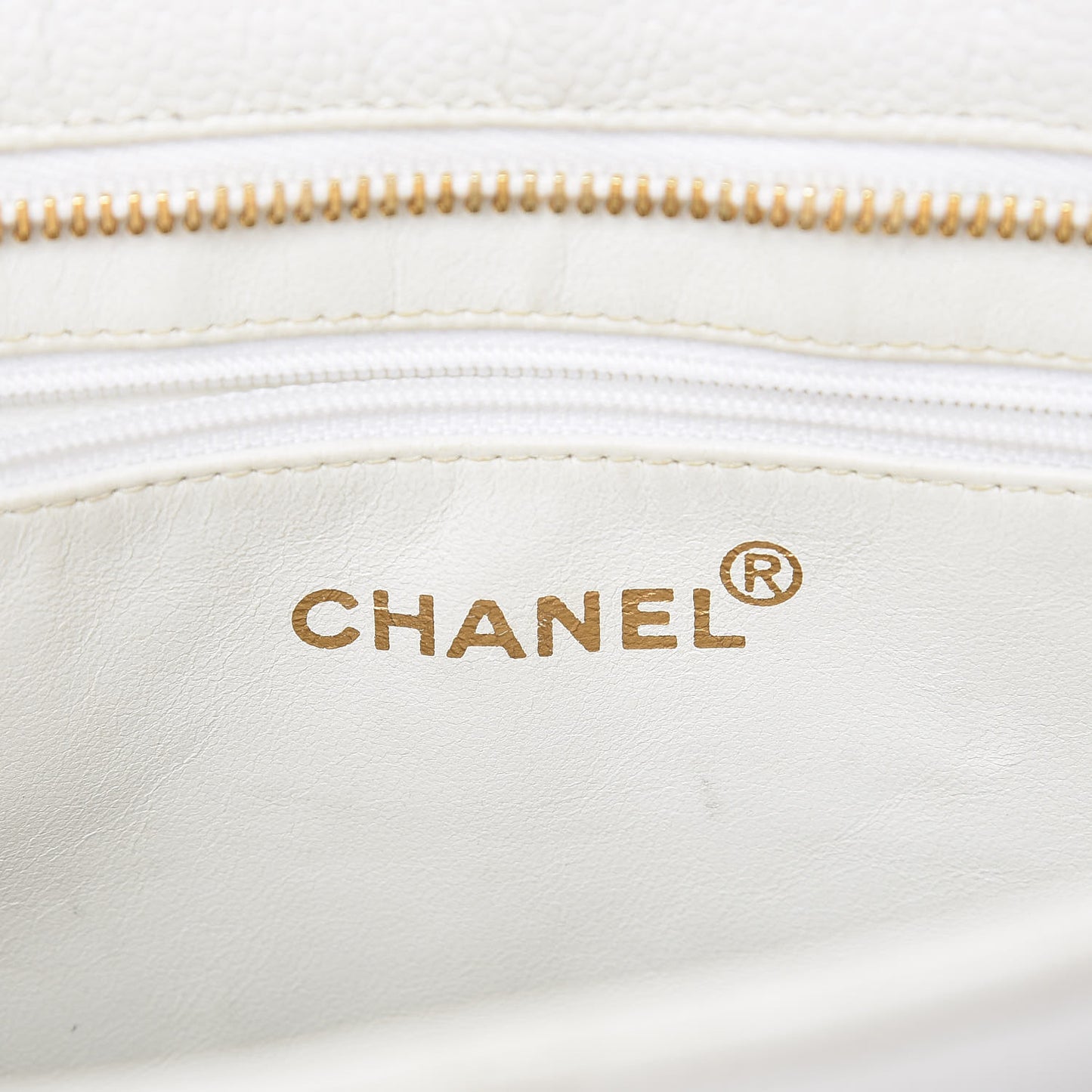 Caviar Quilted Medallion Tote White