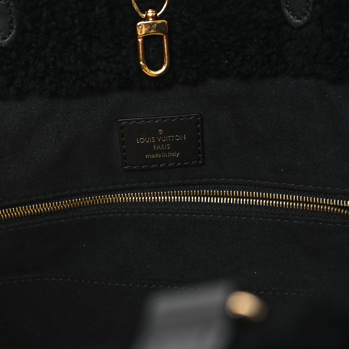 Shearling Monogram Giant Teddy Onthego GM Black Red