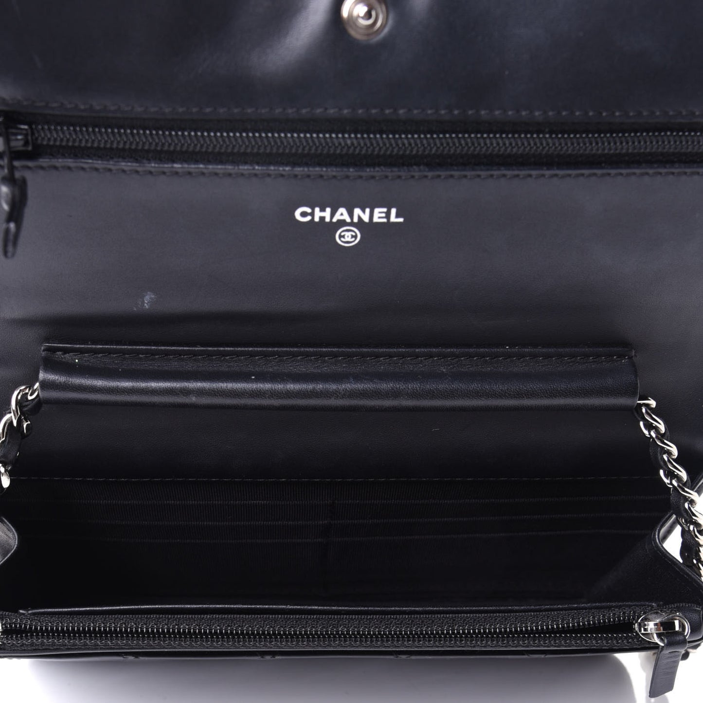 Patent Quilted Wallet On Chain WOC Black