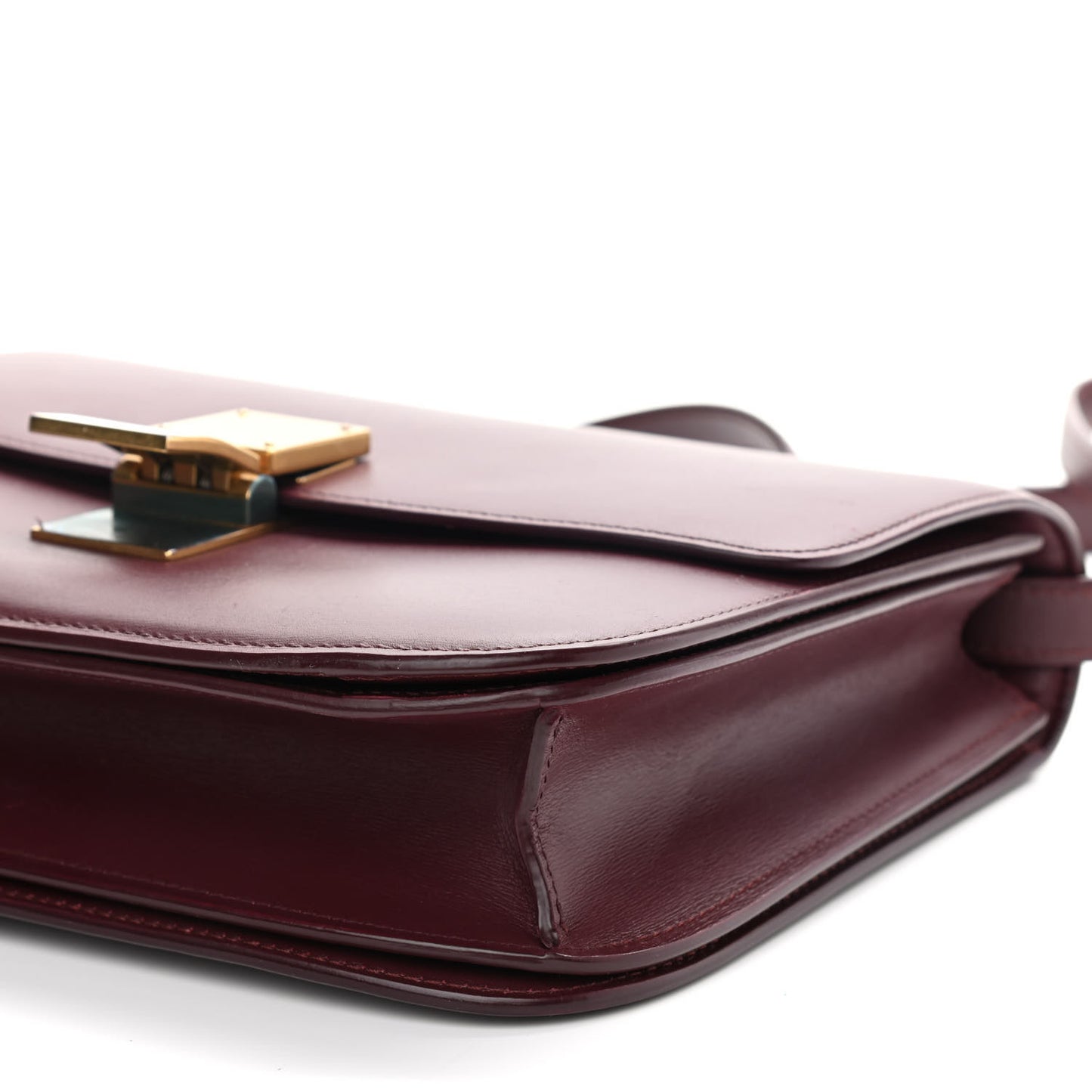 Box Calfskin Medium Classic Box Flap Bag Burgundy