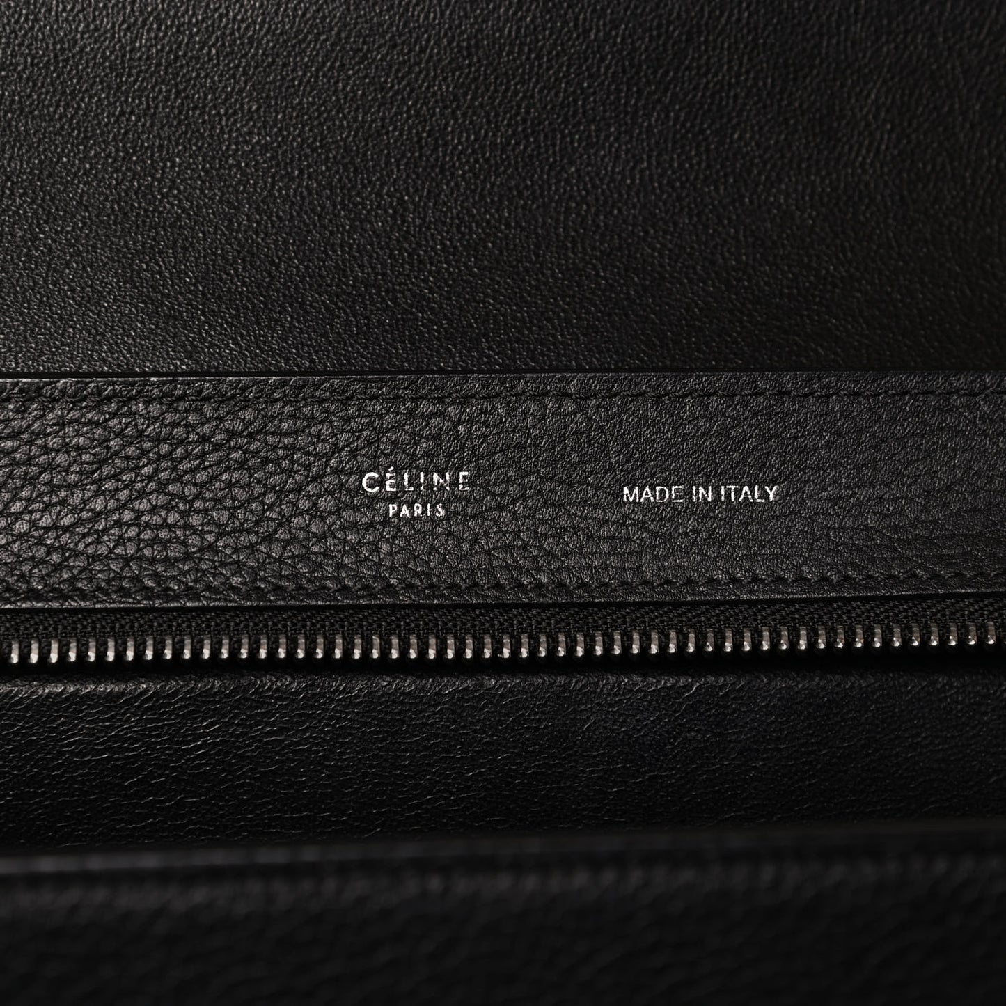 Drummed Calfskin Suede Medium Trapeze Black