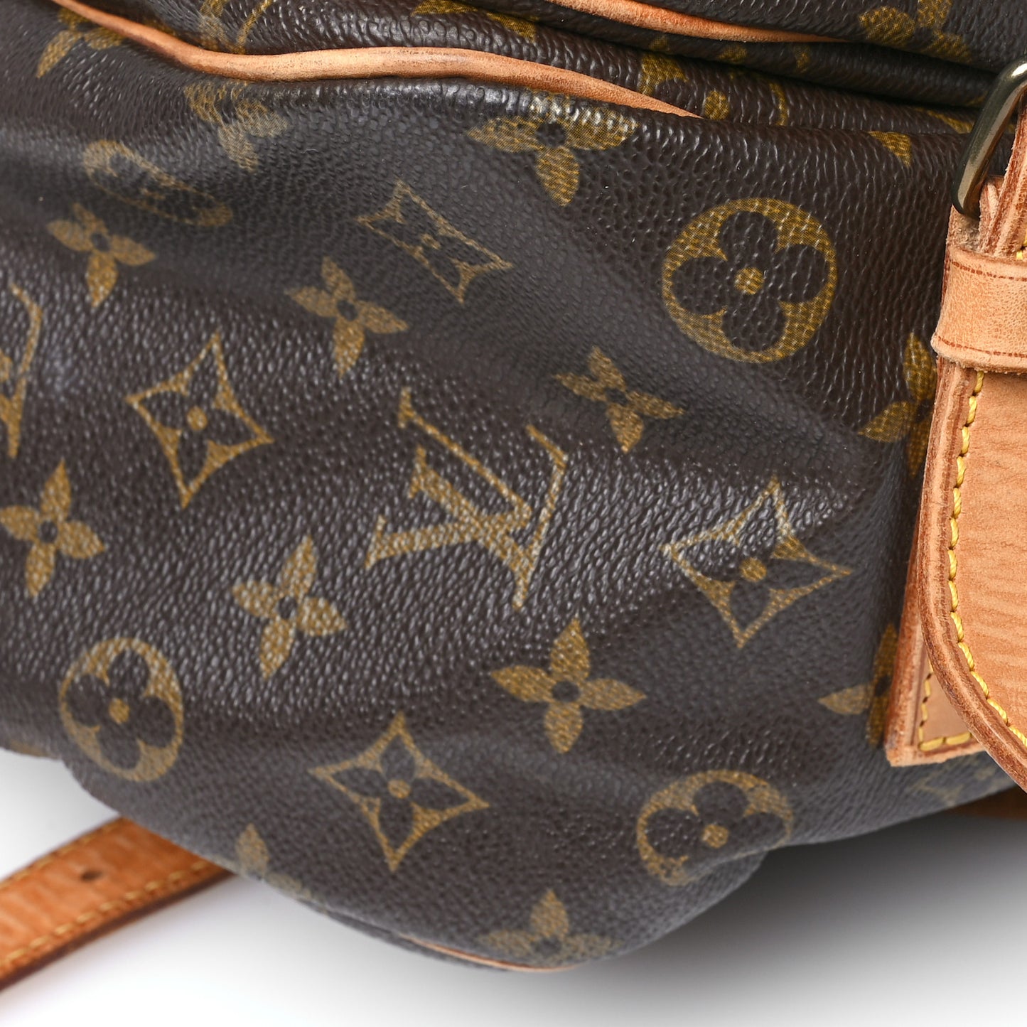 Monogram Saumur 43
