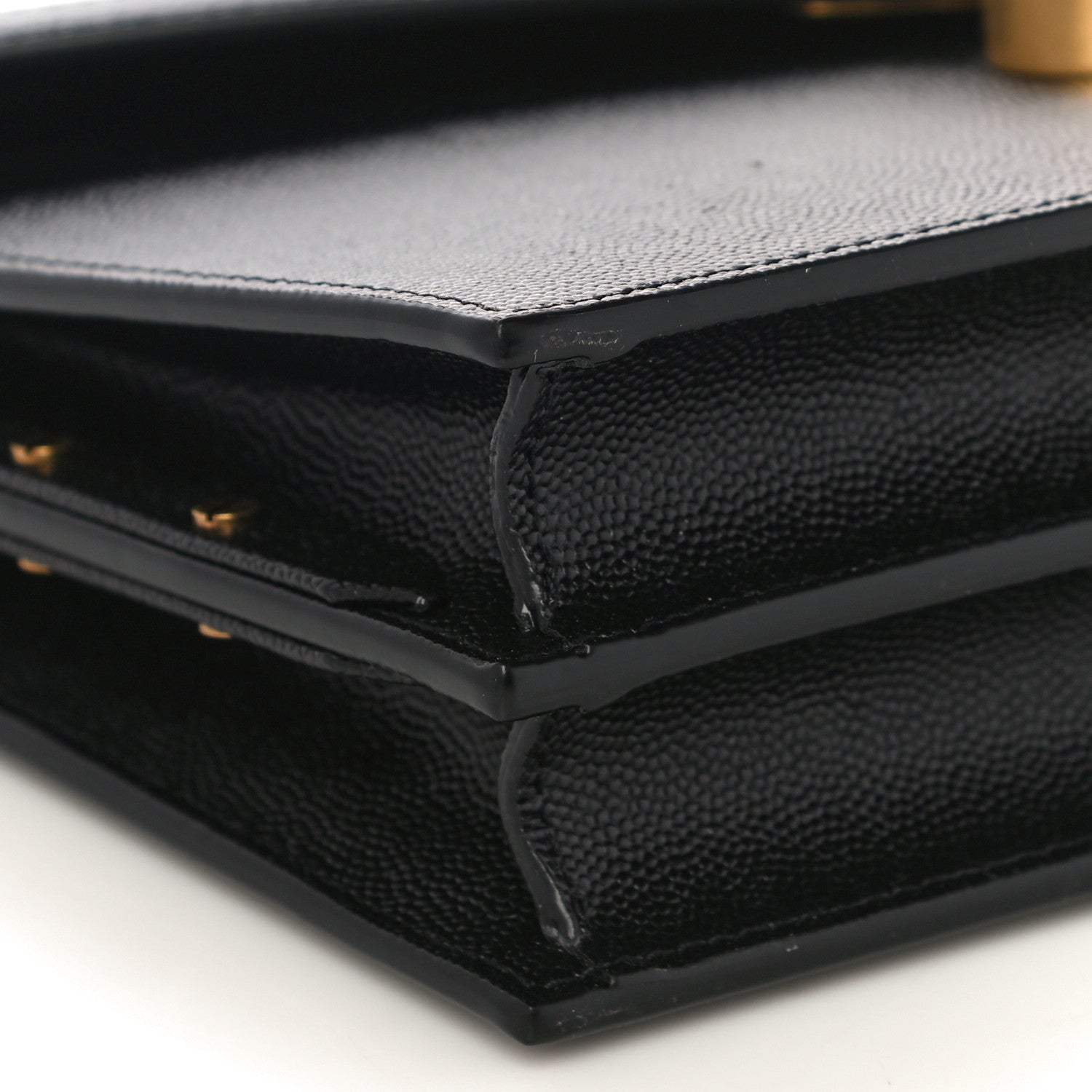 Saint Laurent Grain De Poudre Monogram Cassandra Clasp Bag Black 9 of 10