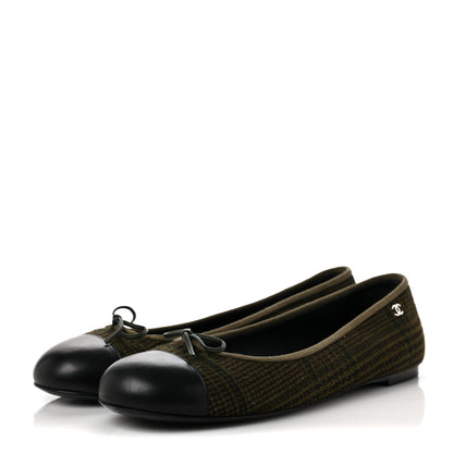 Chanel Tweed Lambskin Cap Toe Ballerina Flats 41 Green Black 3 of 7