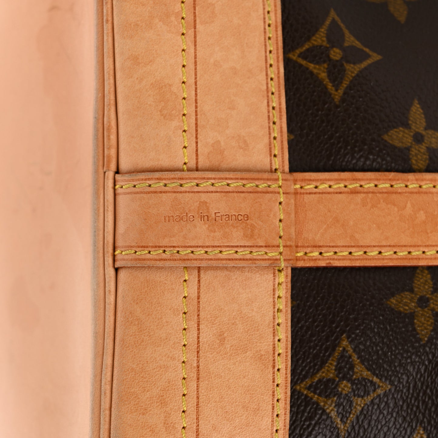Monogram Noe