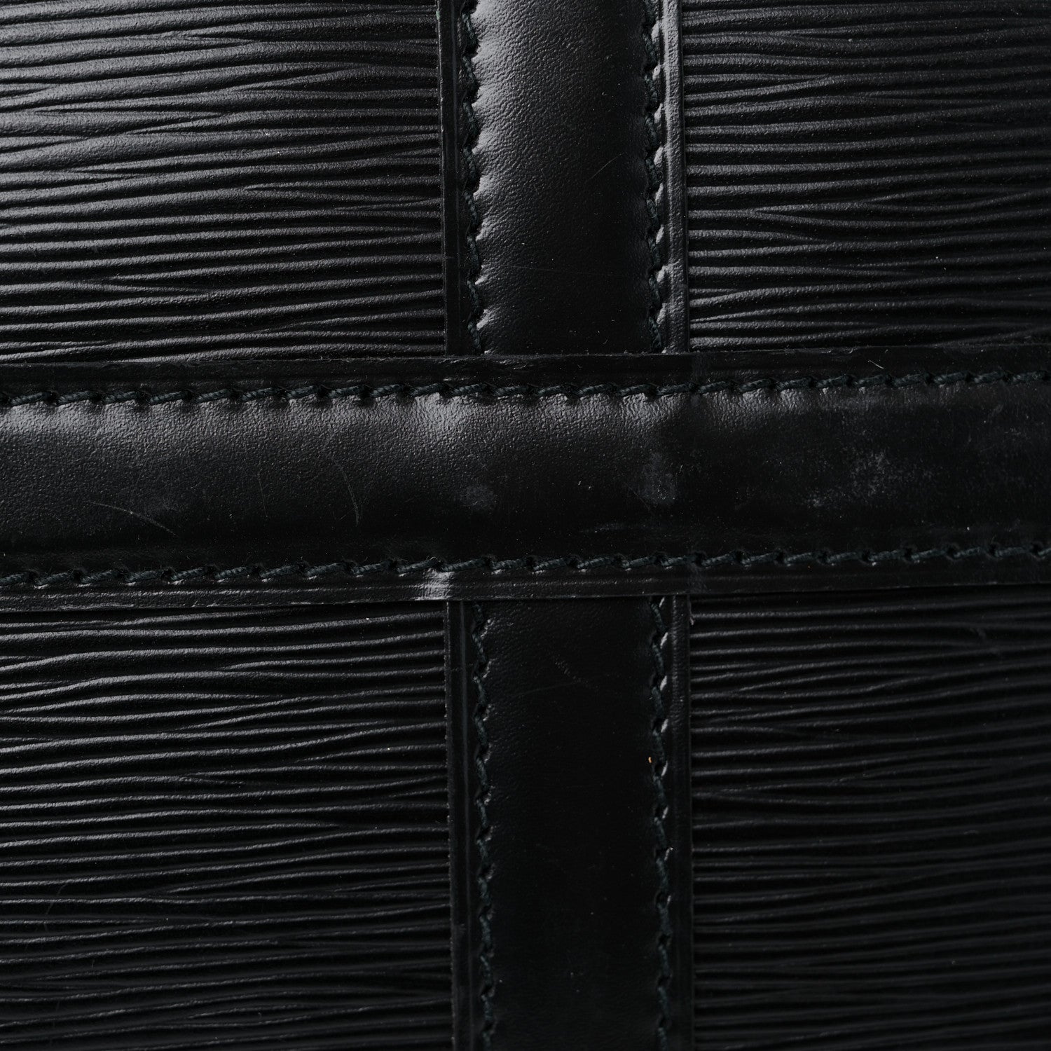 Louis Vuitton Epi Keepall 55 Black 13 of 20