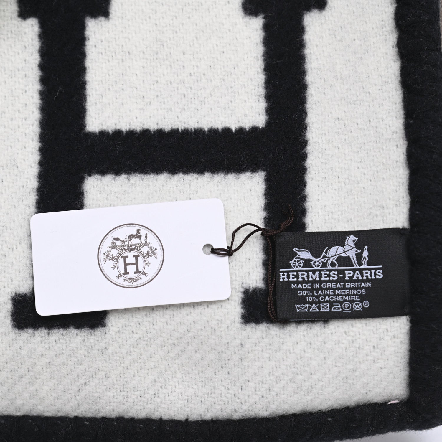 Hermes Wool Cashmere Avalon III Blanket Ecru Black 3 of 3