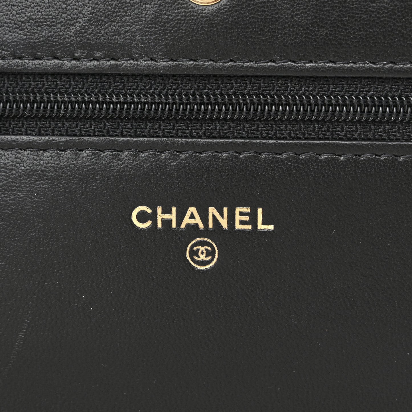 Lambskin Quilted Wallet On Chain WOC Black