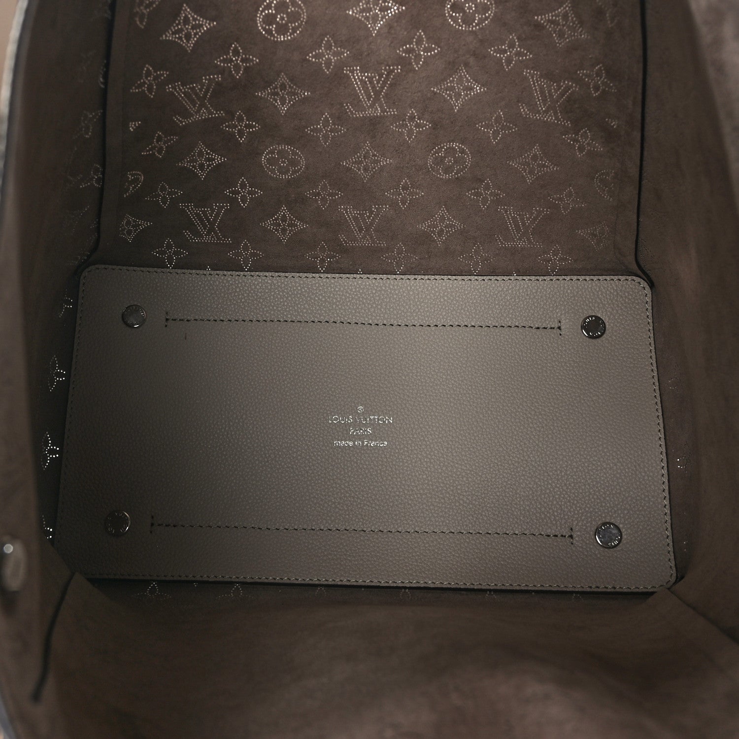 Louis Vuitton Mahina Hina MM Galet 6 of 11