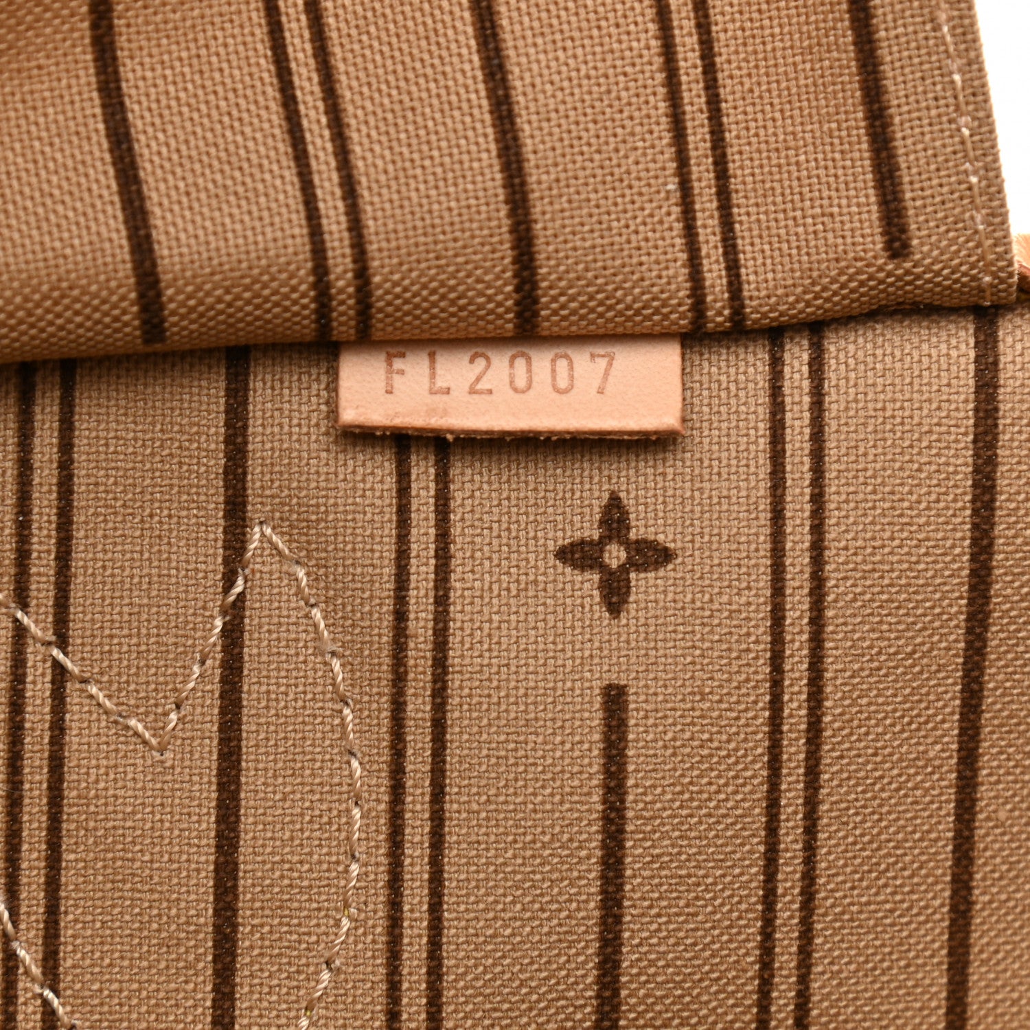 Louis Vuitton Monogram Neverfull GM 7 of 10
