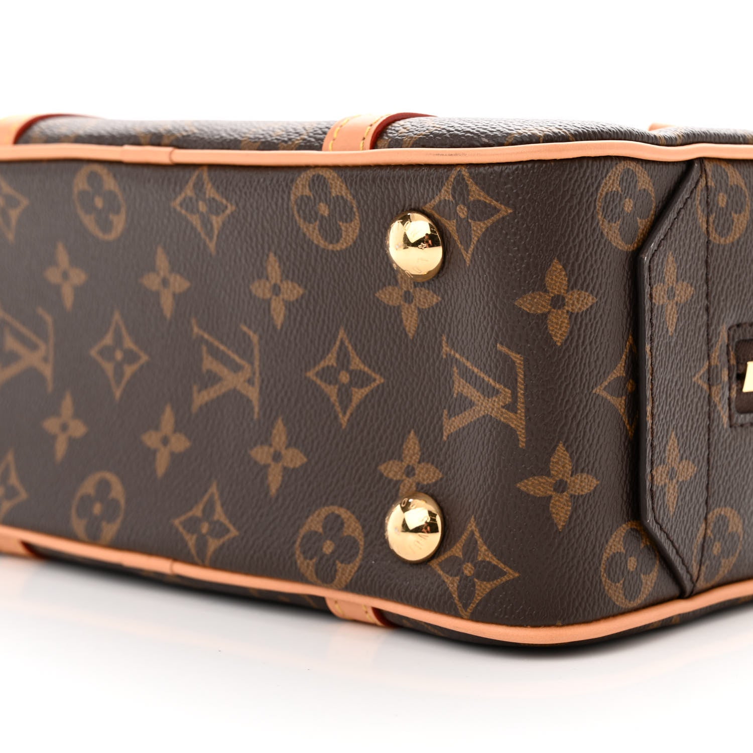 Louis Vuitton Monogram Cite 9 of 10