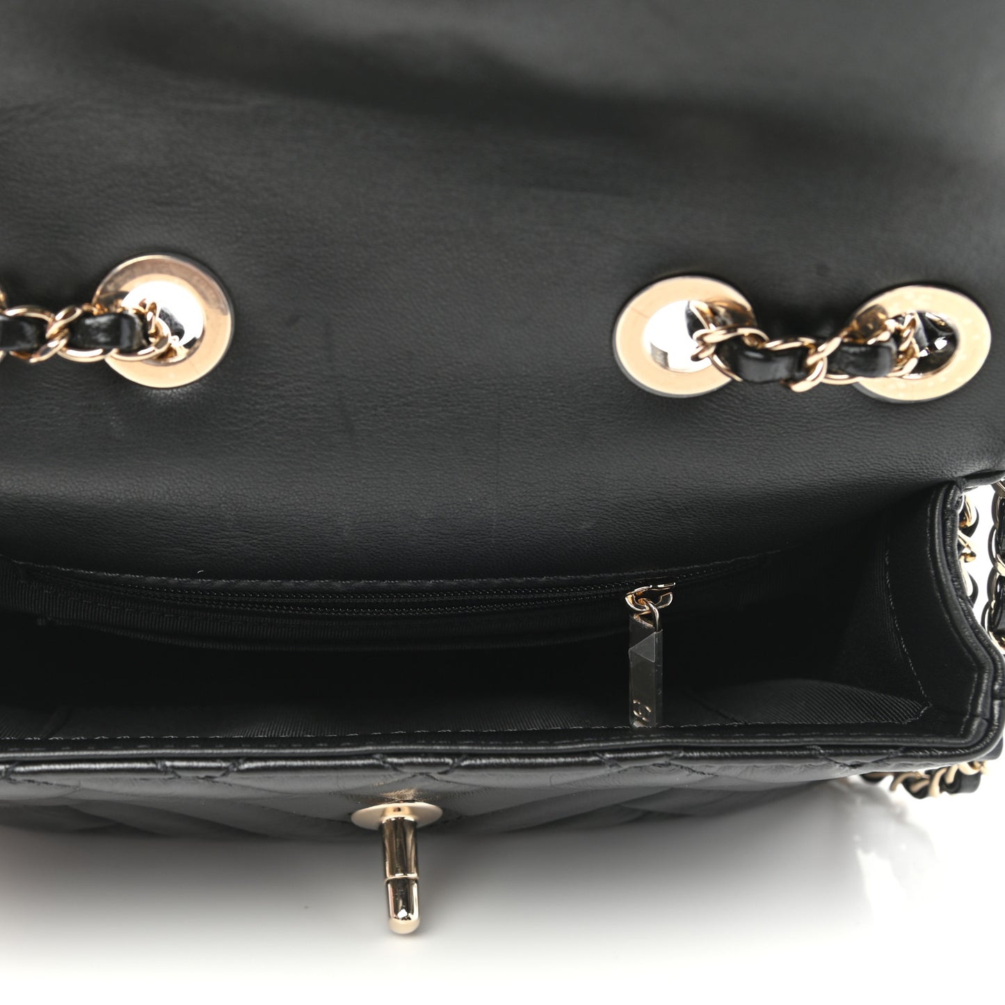 Shiny Lambskin Quilted Small Montcoco Flap Black