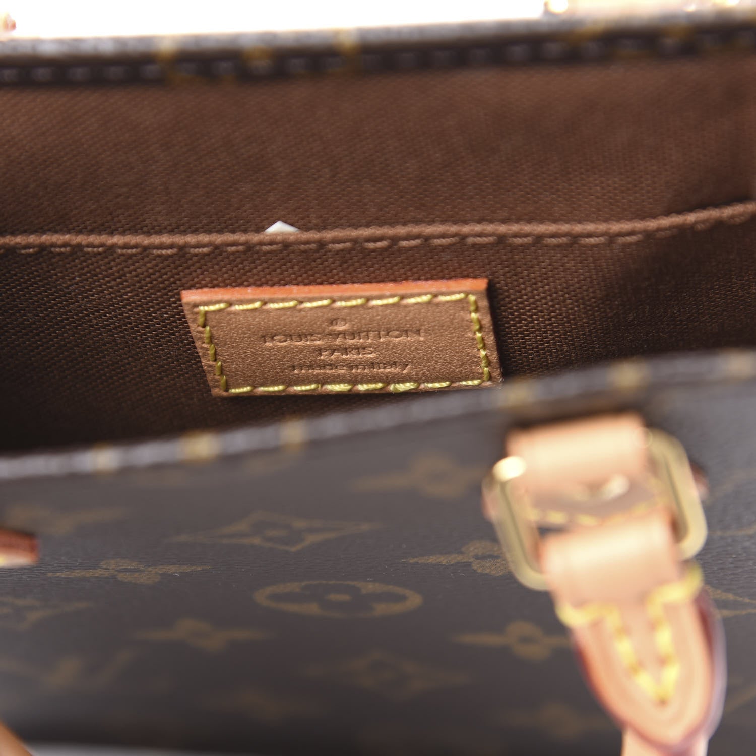 Louis Vuitton Monogram Petit Sac Plat 5 of 8