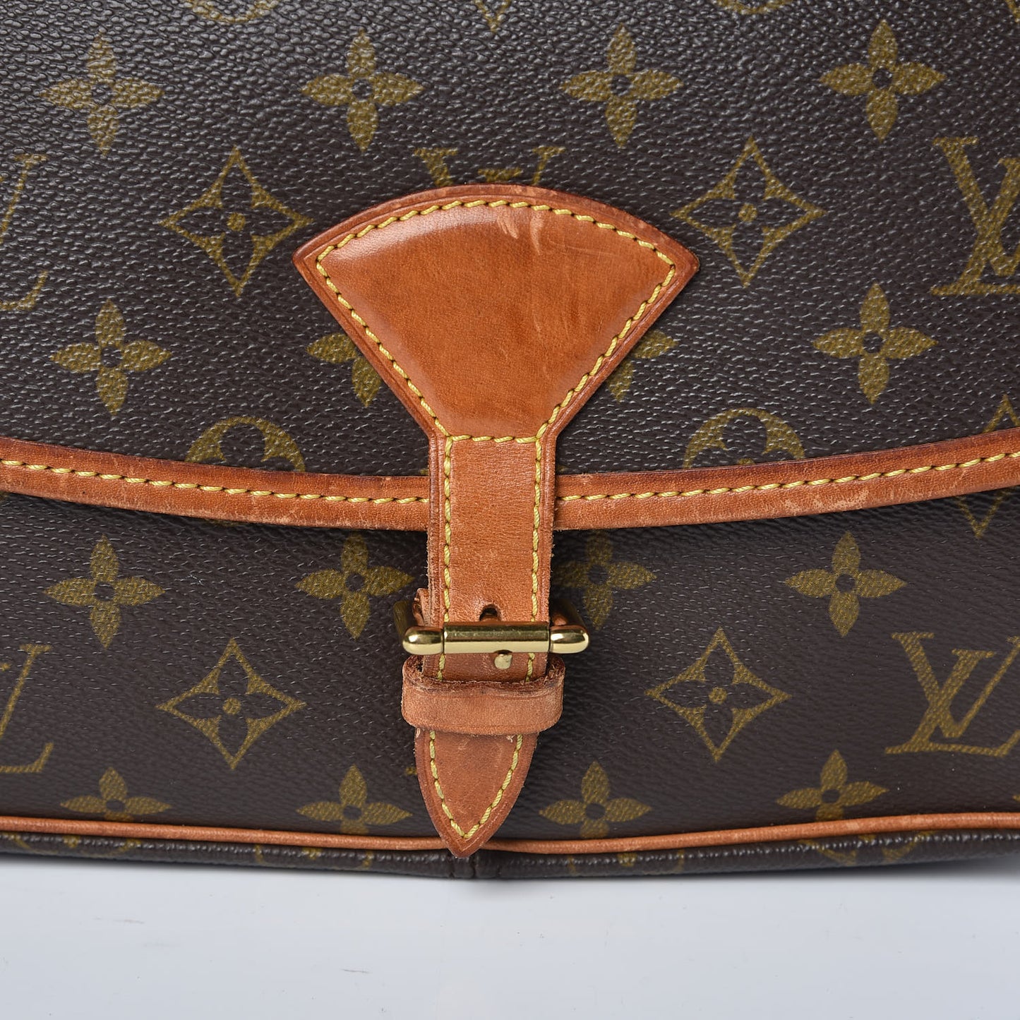 Monogram Sologne