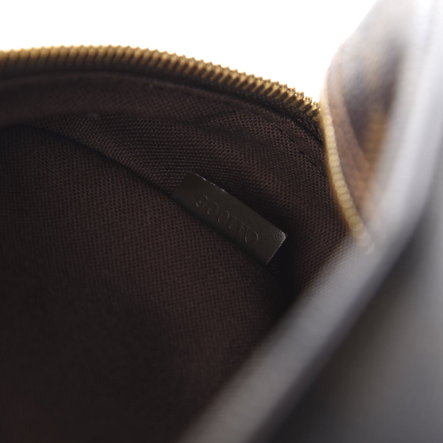 Damier Ebene Olav MM Messenger Bag