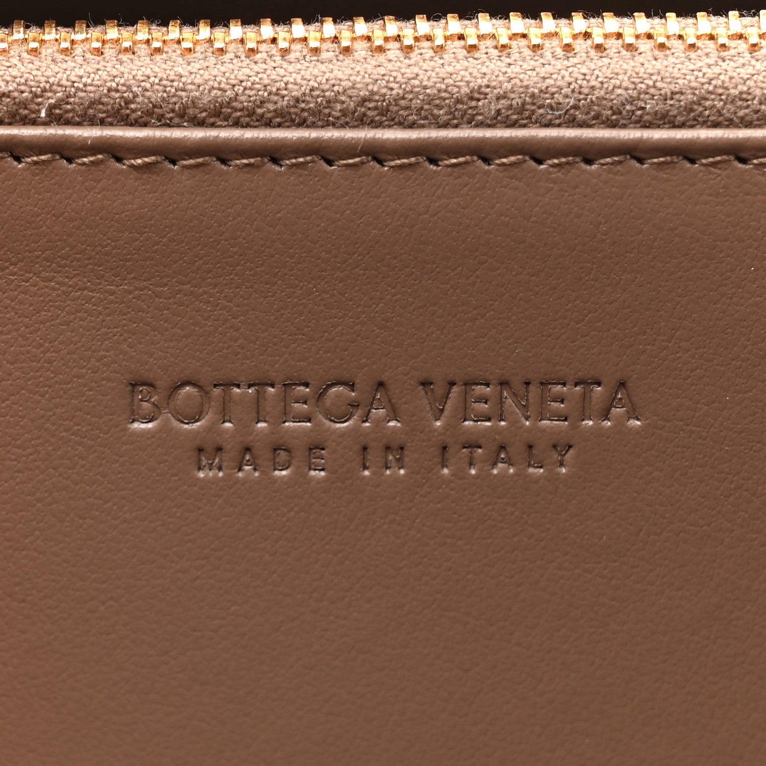Bottega Veneta Nappa Maxi Intrecciato Beauty Case Taupe Grey 6 of 8