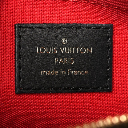 Louis Vuitton Reverse Monogram Giant OnTheGo East West 6 of 9