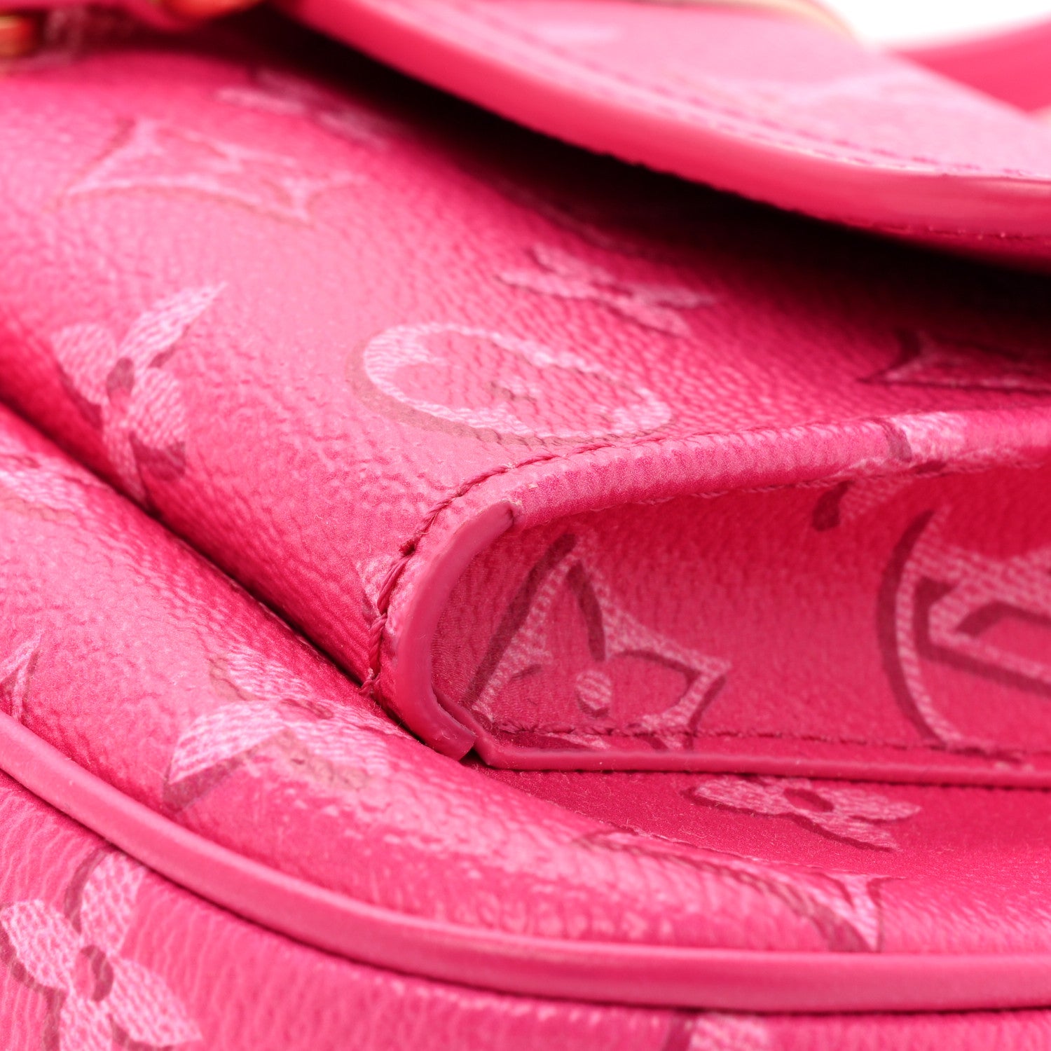 Louis Vuitton Monogram Fall For You Maxi Multi Pochette Accessories Fuchsia 11 of 11