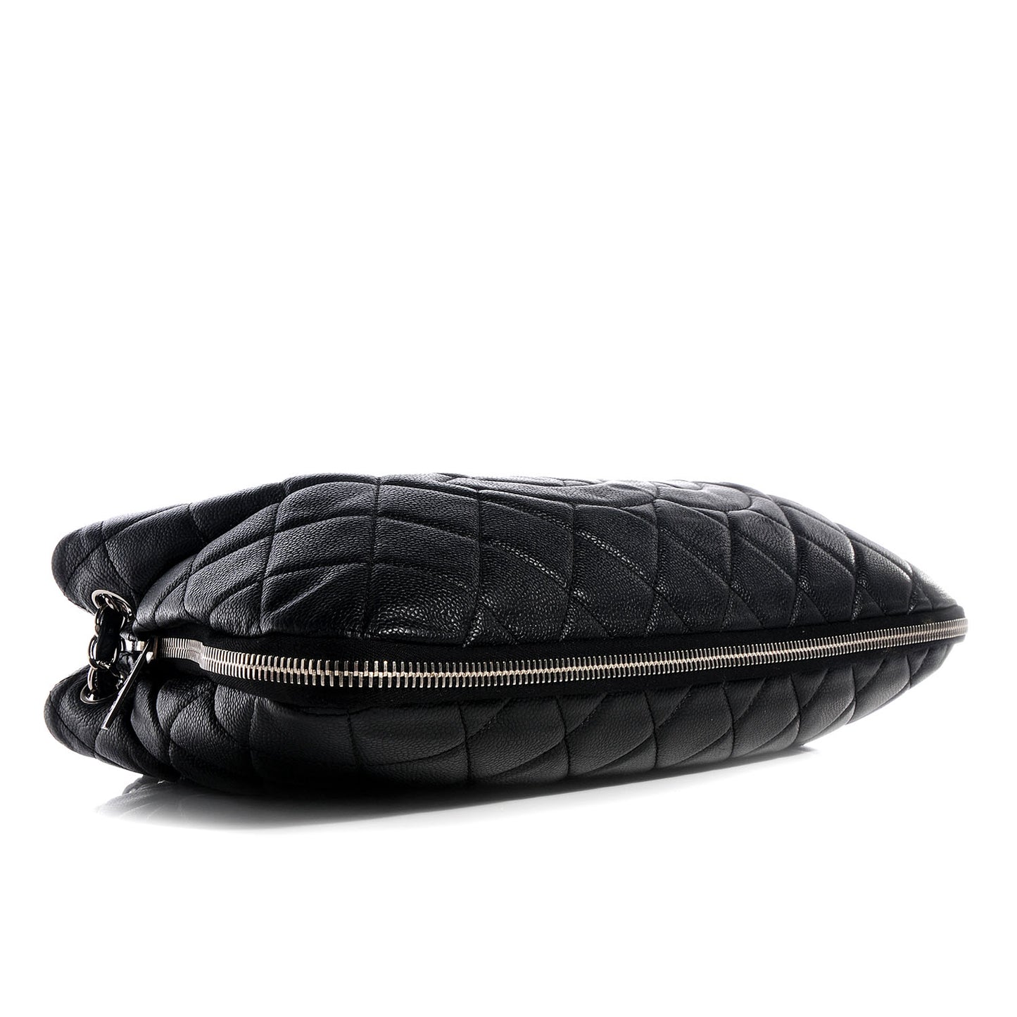 Caviar Expandable Zip Shoulder Bag Black