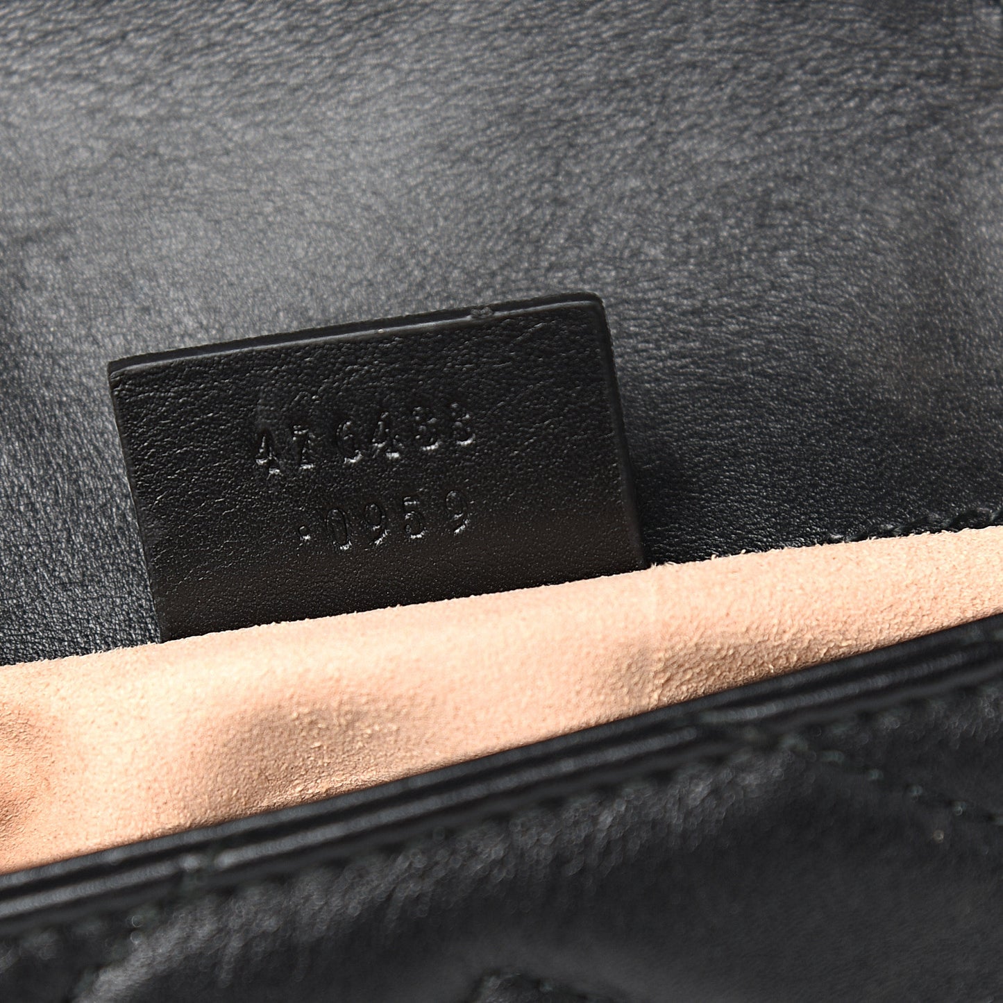 Calfskin Matelasse Super Mini GG Marmont Shoulder Bag Black