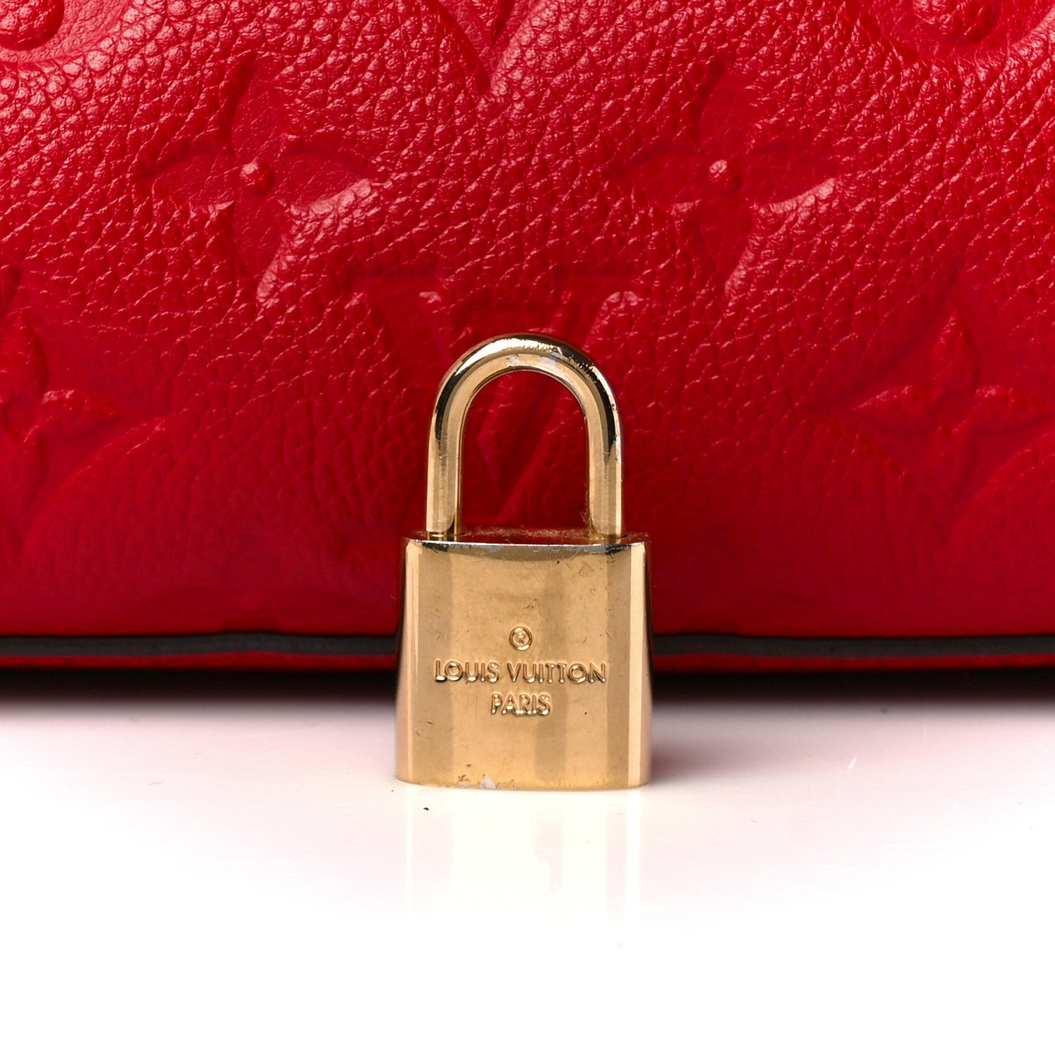 Louis Vuitton Empreinte Montaigne MM Cherry 8 of 15