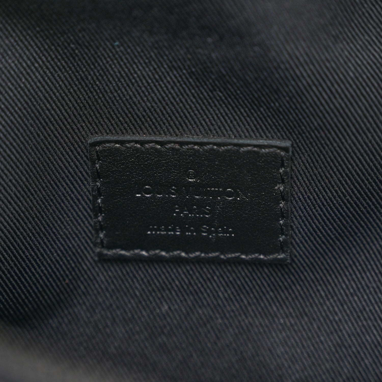 Louis Vuitton Calfskin Monogram Shadow Discovery Bumbag Black 6 of 9