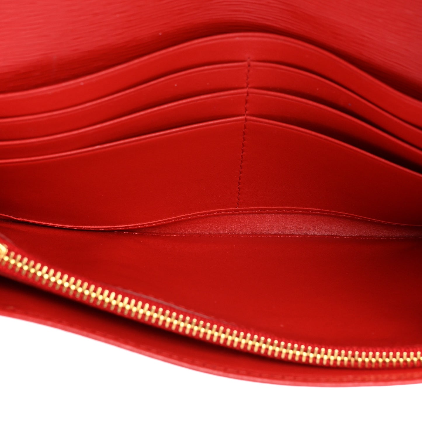 Vitello Move Metal Oro Chain Wallet Lacca