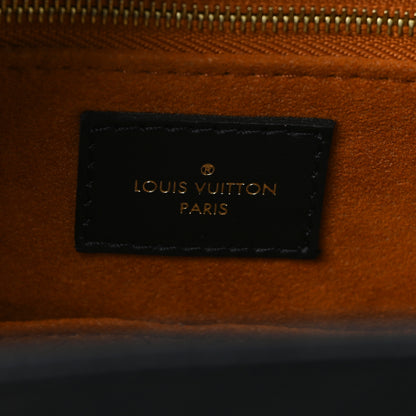 Louis Vuitton Empreinte Monogram Giant Onthego MM Black 6 of 9