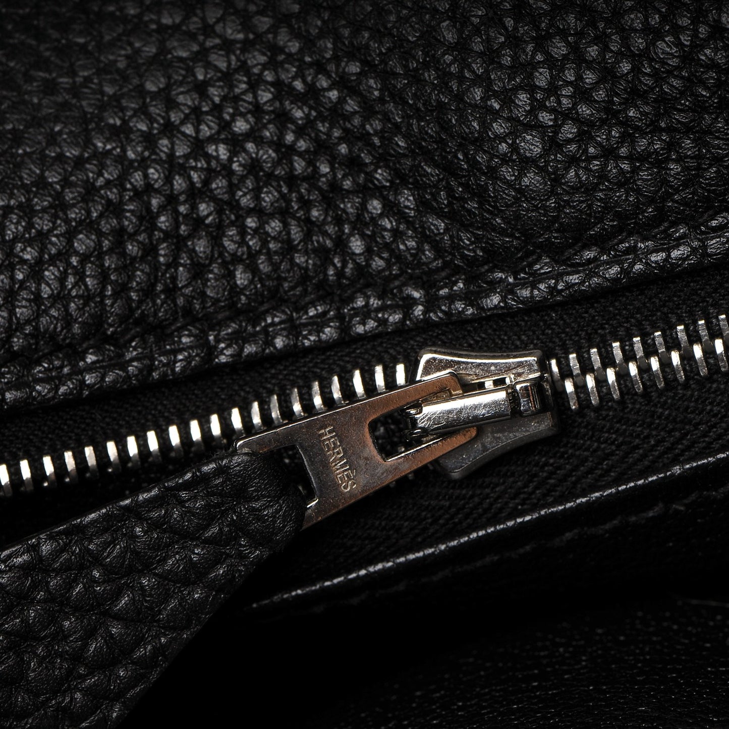 Togo Kelly Retourne 35 Black